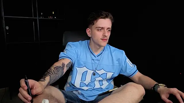 FelixStarkk: απευθείας συνομιλία ΧΧΧ