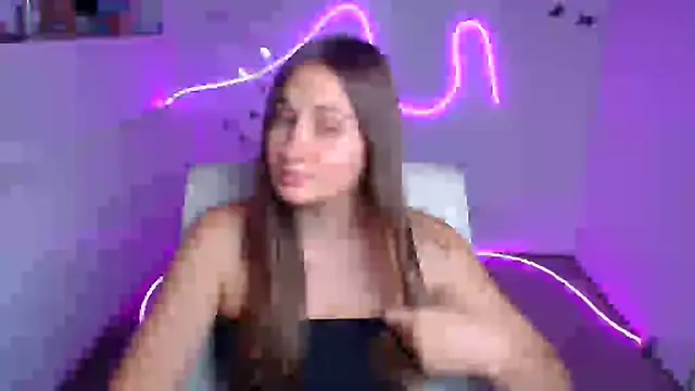 Stefanie_Sweet Adlı Modelin Canlı XXX Sohbeti