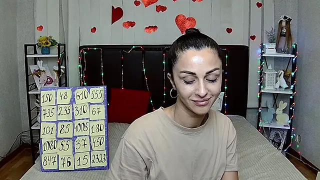 EvaClarkk Adlı Modelin Canlı XXX Sohbeti