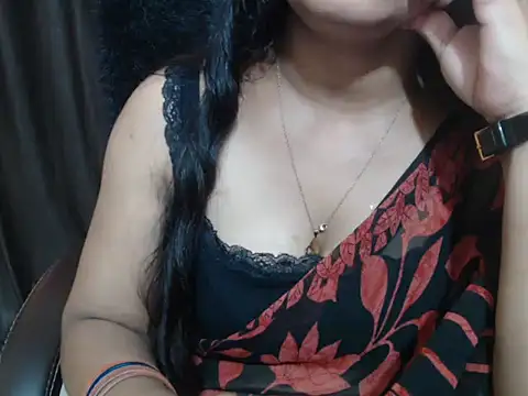 Kudi_Kiyara's Live XXX Chat