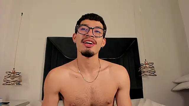 Czat XXX na żywo – Jaxon_Carter