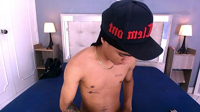 XXX chat uživo modela _Thiago12