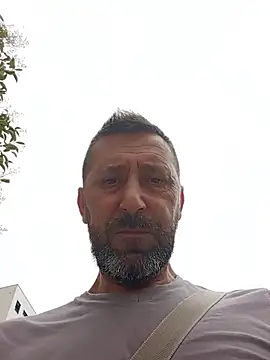 Chat XXX ao vivo de BZH45