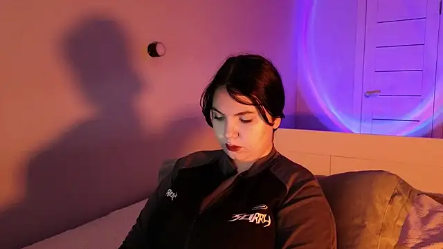 BellaGotze's Live XXX Chat