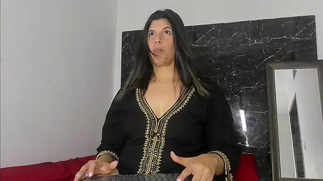 Czat XXX na żywo – suzan_23