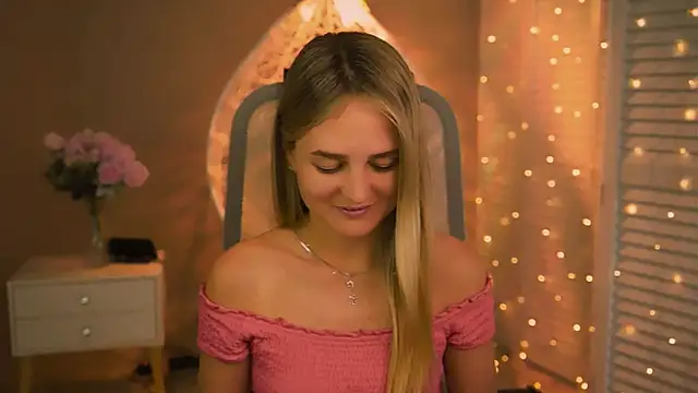 DeboraLarson élő XXX-chatje
