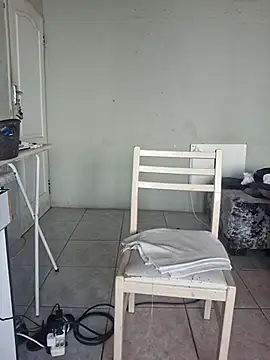 LaughRiotX 现场XXX聊天