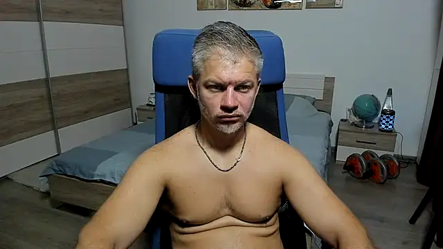 Živý XXX chat RobbyShawz