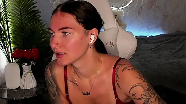babyisperfect's Live XXX Chat