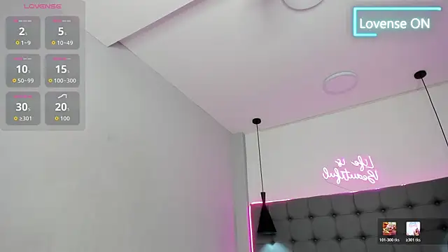 scarletcherry18 – Naživo XXX chat