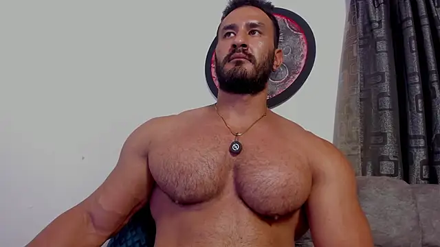 curt_xxx Adlı Modelin Canlı XXX Sohbeti