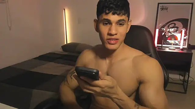 Živý XXX chat Massimo_Rinaldi