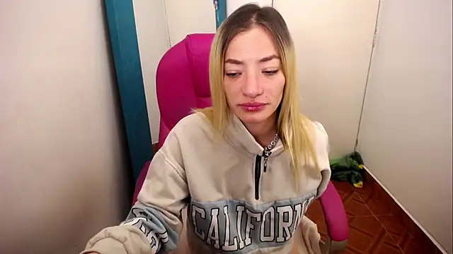 zoe_jones13 Chat XXX live