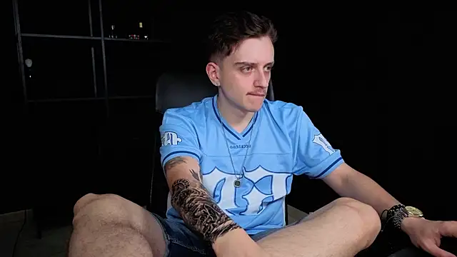 FelixStarkk XXX чат на живо