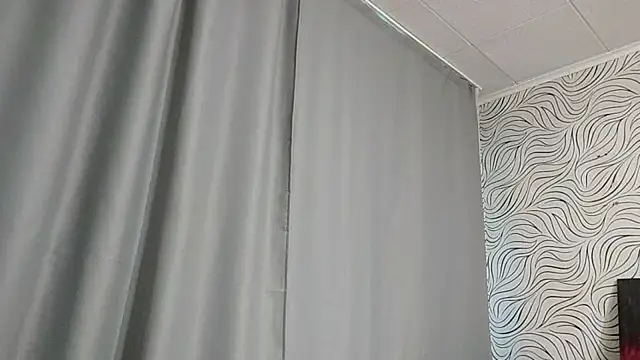 Chatroom XXX en direct de AshtonAlls
