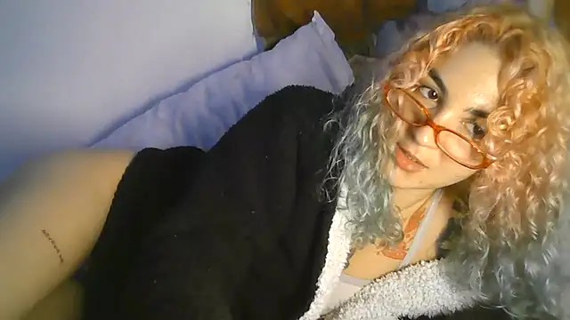 BabeGurl's Live XXX Chat