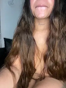 PowerCoupleLive_ élő XXX-chatje