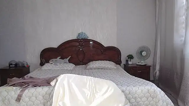 Chat +18 de Batari ao vivo