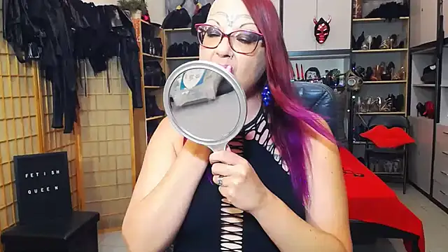 LindaDaemonX live XXX chat