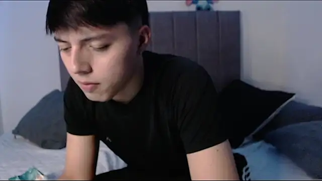 Chat +18 de Oustin_Start ao vivo