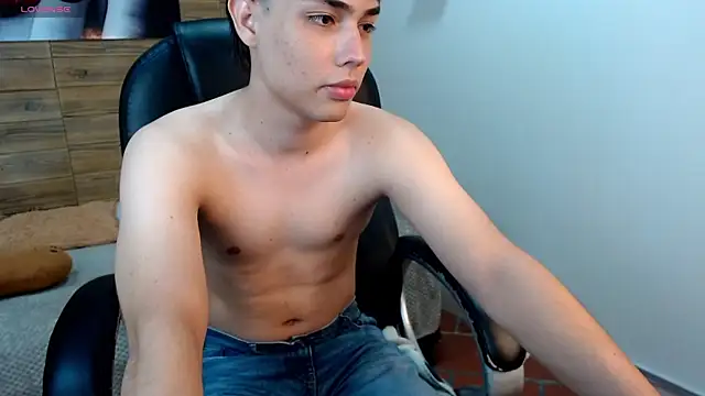 Chat XXX ao vivo de ivan_cooper