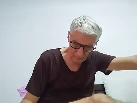 BIGUNCUTHARDCOCK Webcam show