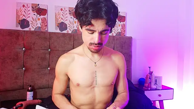 Ethan_Briggs_ Live XXX Chat