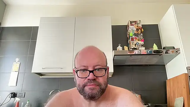 theitalianbear 现场XXX聊天