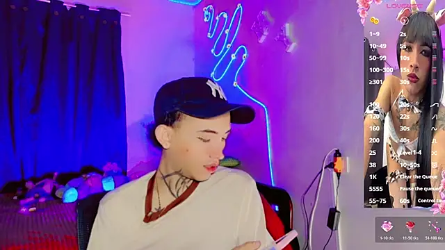 MICAELA_RANGELL_ 现场XXX聊天