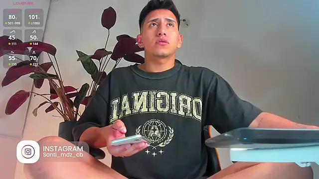 Czat XXX na żywo – adrik_cano__