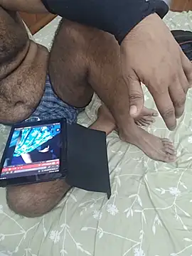 Madhavmenon Adlı Modelin Canlı XXX Sohbeti