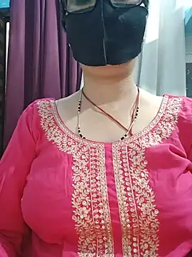 Aishwaryaa_69 – Live XXX-chat