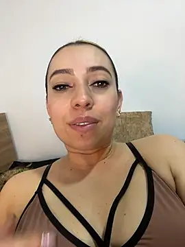 Chat +18 de Moon_Blake ao vivo