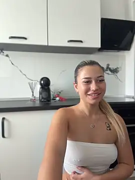 Yourfavblonde élő XXX-chatje