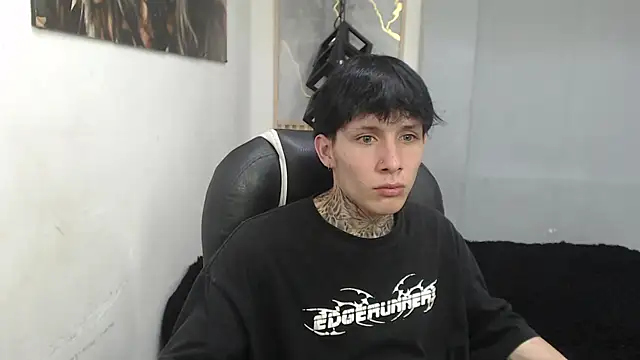 Cry_thereal XXX чат на живо