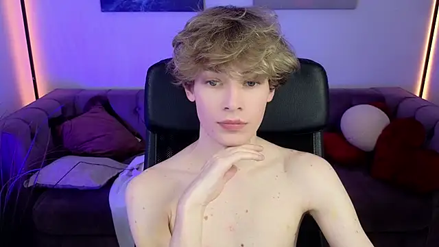 kevingarsiaa Show in webcam