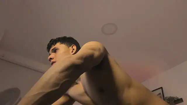 Massimo_RinaldiのライブXXXチャット