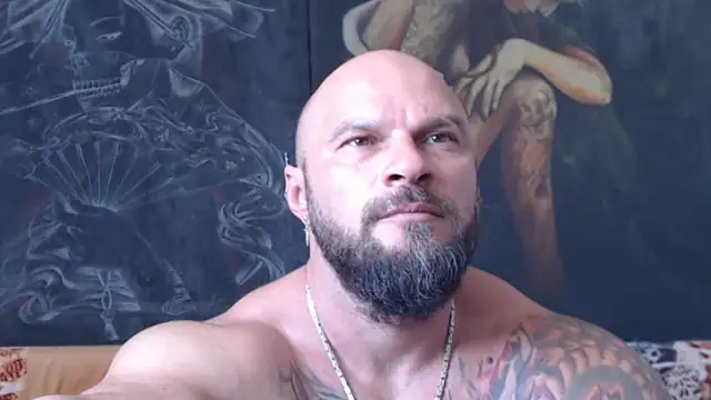 viking_30 Chat XXX live