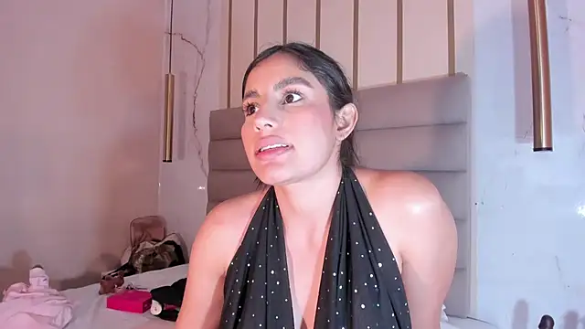 IsabelaStefano's Live XXX Chat