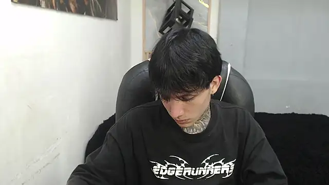 Cry_thereal 现场XXX聊天