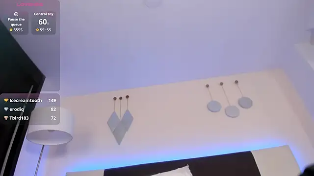 XXX chat uživo modela Sky_Loren