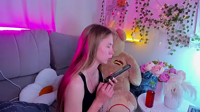 Eda_Vixen's Webcam Show