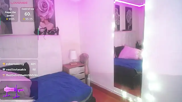 צ'אט XXX בשידור חי של SamathaMay
