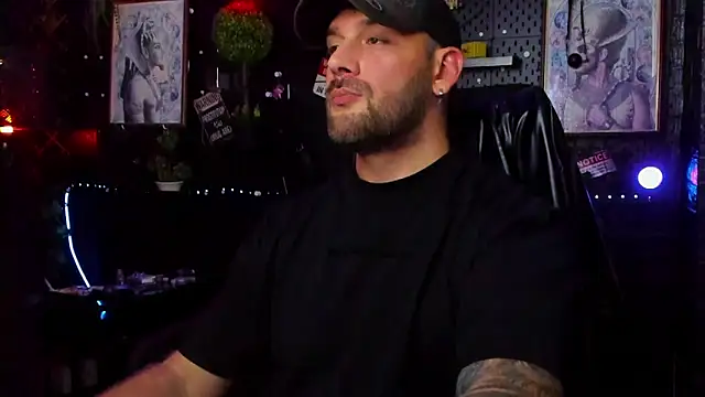 LexHardy Live XXX Chat