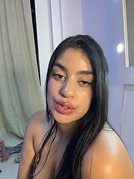 Andrea111_n Live XXX chat