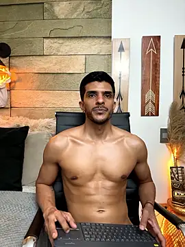 anddy_white লাইভ XXX চ্যাট