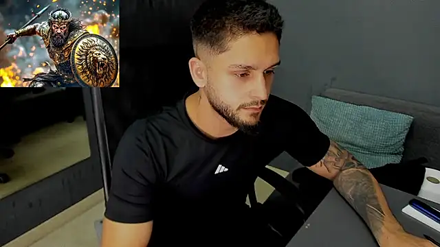 TroyWadee's Live XXX Chat