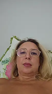 Chat +18 de MariaRichi_ ao vivo