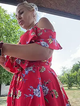 Hotnessi Live XXX-Chat
