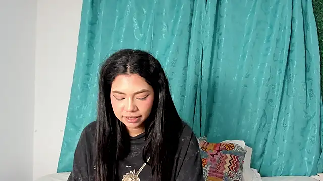 Nathy_Paez live XXX chat